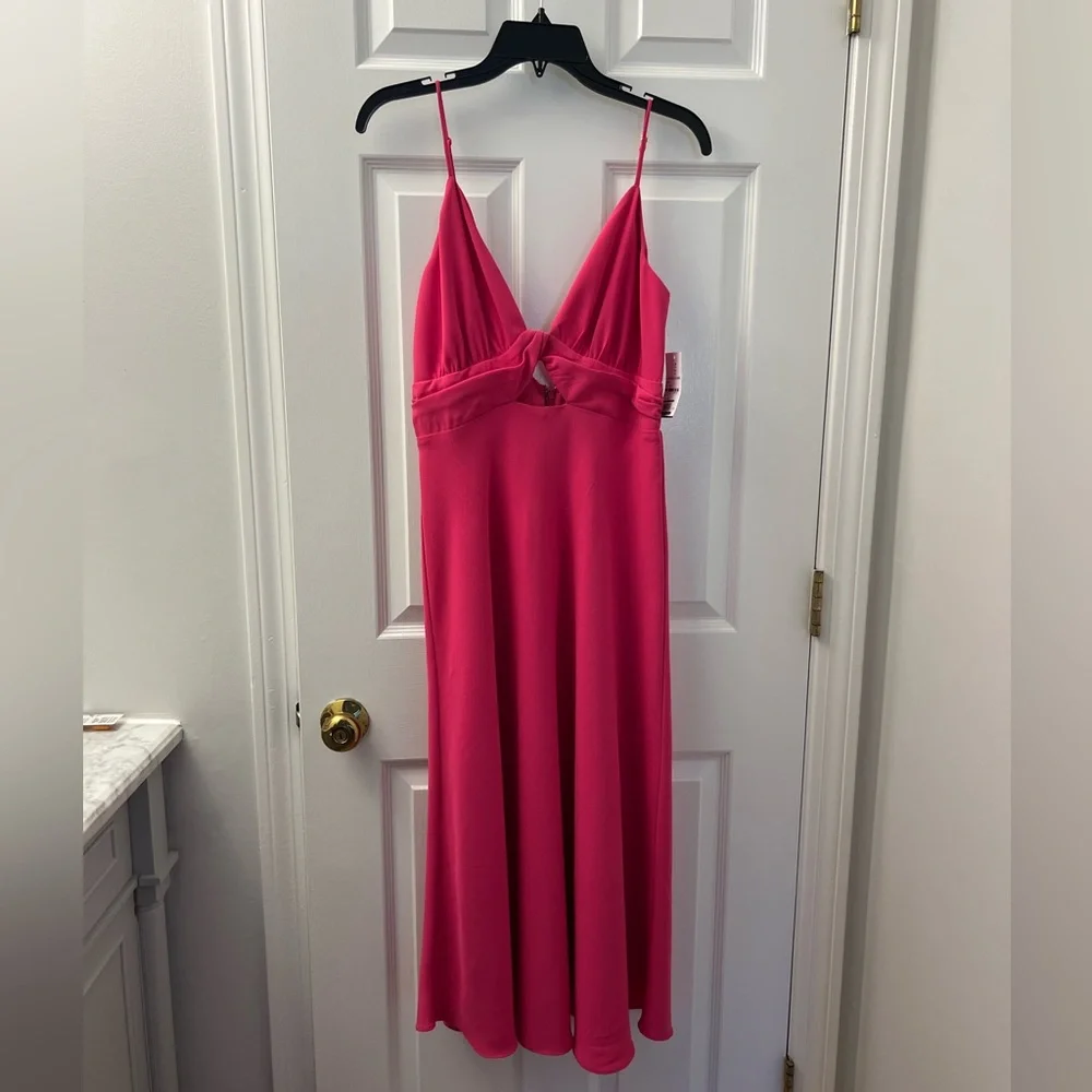 Alexia Admor • Camila midi dress hot pink draped cutout - Picture 4 of 4
